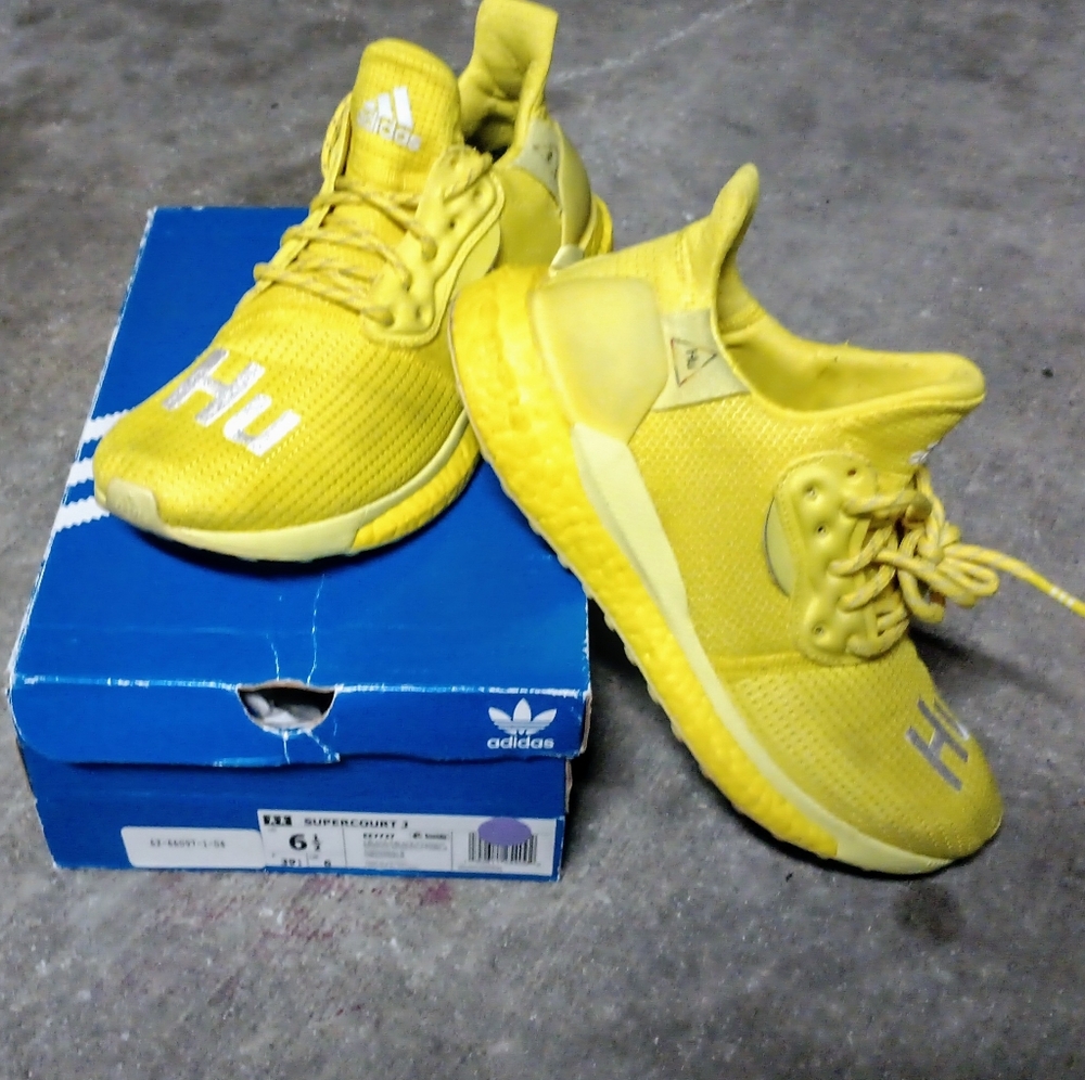 Adidas Pharrell Williams Hu Yellow  Running Shoes W7.5/M6.5